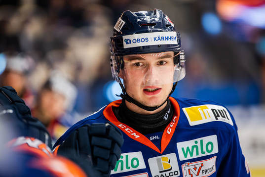 Växjös Jacob Forsbacka-Karlsson jublar
