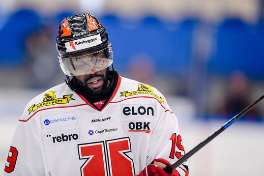 Örebros Daniel Muzito Bagenda deppar