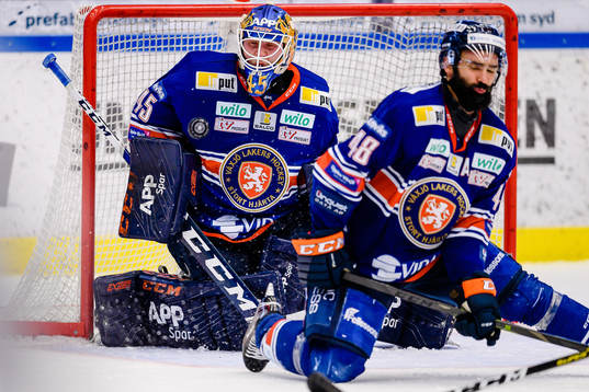 Växjös målvakt Viktor Andrén och Daniel Rahimi