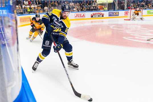 s Axel Holmström