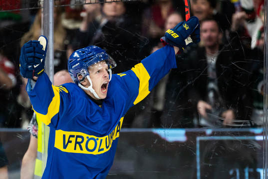 Frölundas Max Friberg jublar