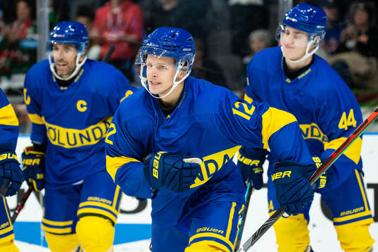 Frölundas Max Friberg jublar