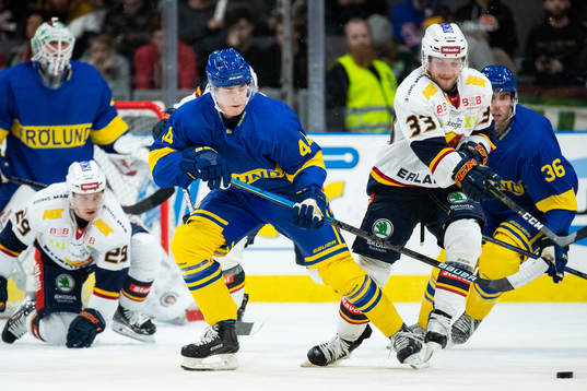 Frölundas Jacob Peterson och Djurgårdens Linus Hultström