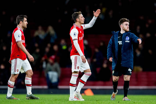 Mesut Özil of Arsenal looks dejected