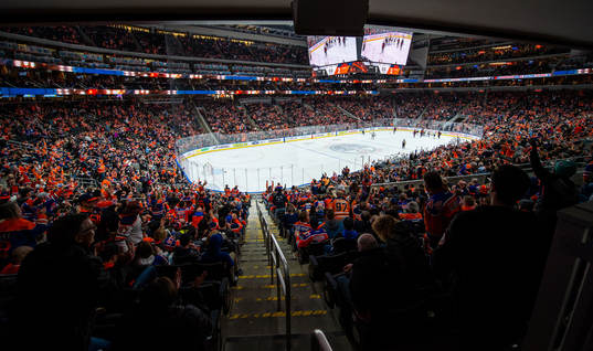 Supporters of the Edmonton Oilers celebrate