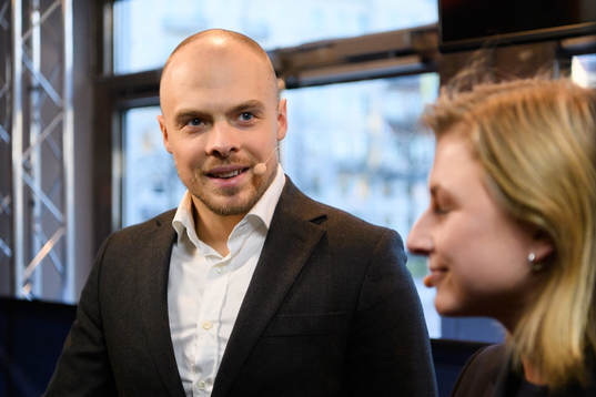 Frölundas Mats Rosseli Olsen i Frölundas livestudio innan