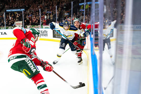 s Markus Lauridsen och Frölundas Max Friberg