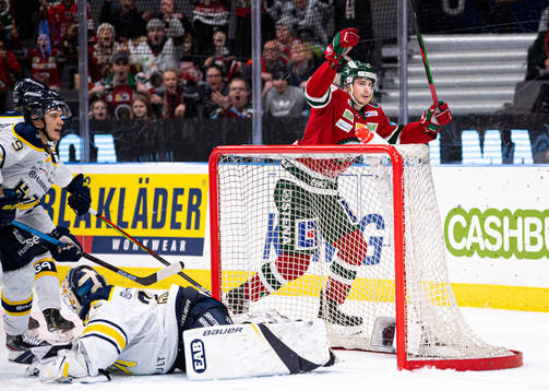 Frölundas Johan Sundström jublar