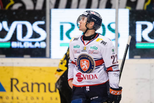 Växjös Jacob Forsbacka-Karlsson deppar