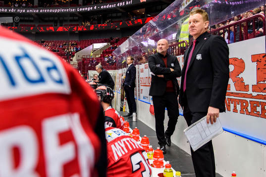 Malmö Redhawks tränare Peter Andersson och assisterande