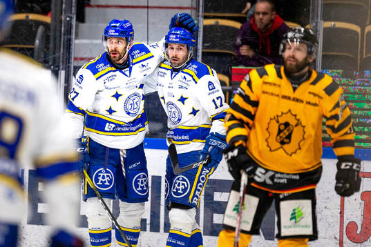 Leksands Marek Hrivik och Daniel Olsson Trkulja jublar