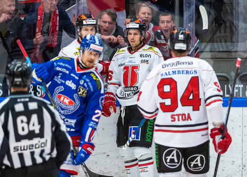 Örebros Mathias Bromé jublar