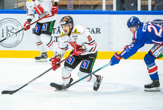 Oskarshamns John Dahlström och Örebros Shane Harper