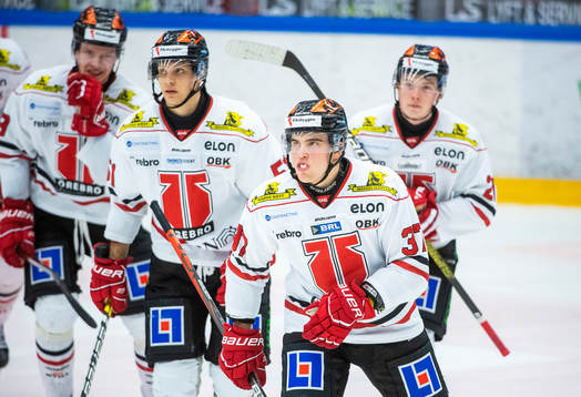 Örebros Glenn Gustafsson jublar
