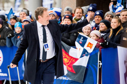 Bjarne Berntsen, head coach of Viking, arrives