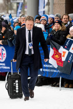 Bjarne Berntsen, head coach of Viking, arrives