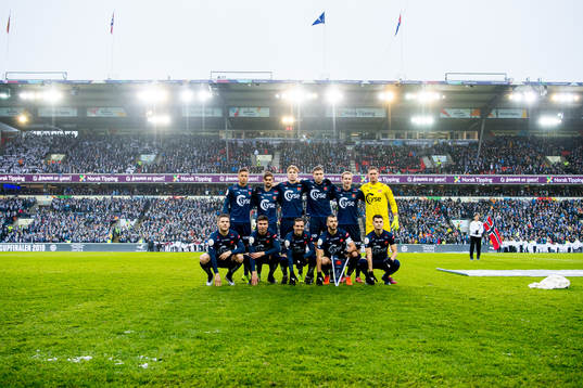 Adrian Pereira (2nd row), Johnny Furdal, Kristian
