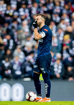 Zlatko Tripic of Viking prepares to take a penalty kick