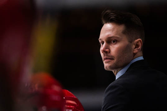 Almtunas tränare Martin Gudmundsson