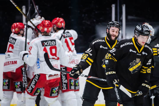 Bläddra bland fler bilder av Ishockey, Hockeyallsvenskan, AIK - Almtuna 