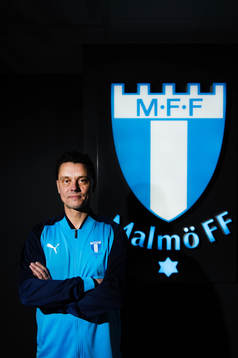 s damlag, fotograferad på stadion i Malmö