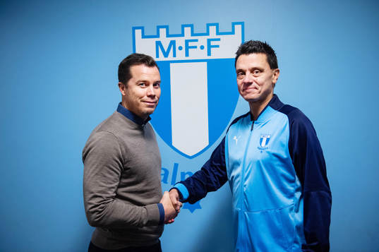 s damlag, fotograferad på stadion i Malmö