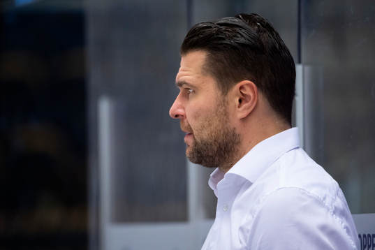 Moras tränare Tomek Valtonen