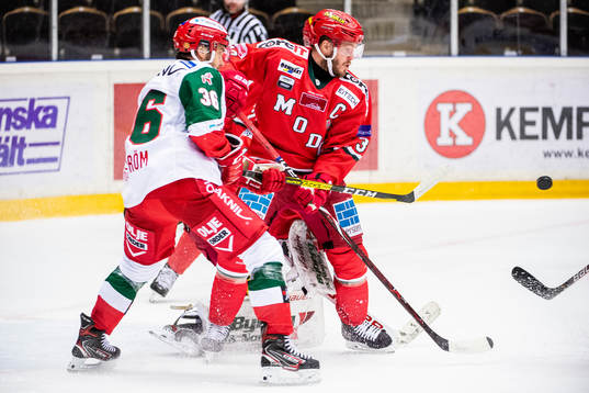 Moras Niklas Fogström och Modos Tobias Enström