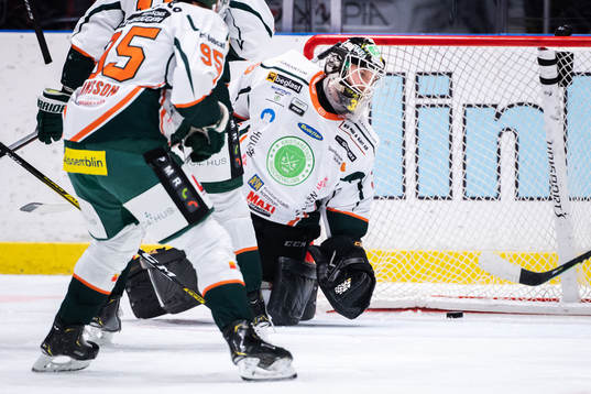 Kristianstads målvakt Antti Lehtonen deppar