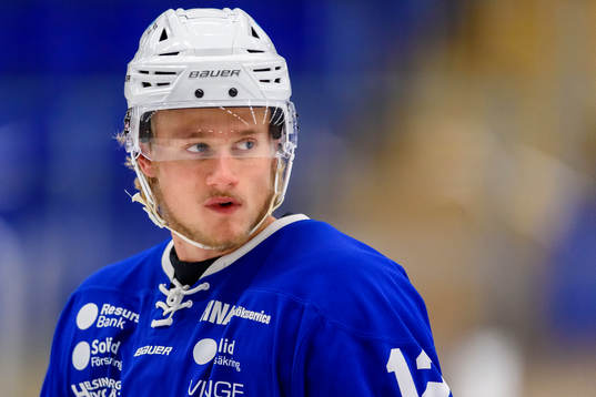 Jonstorps Casper åkesson innan  ishockeymatchen i