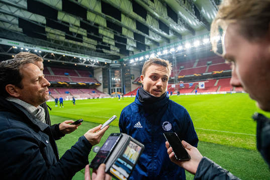 Pierre Bengtsson of FC Köpenhamn talk with media