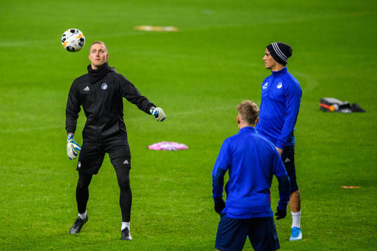 Goalkeeper Karl-Johan Johnsson of FC Köpenhamn