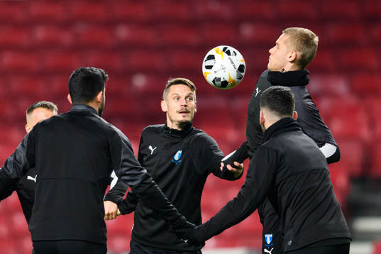 Bläddra bland fler bilder av Football, Europa League, Malmö FF, Press conference & Practice