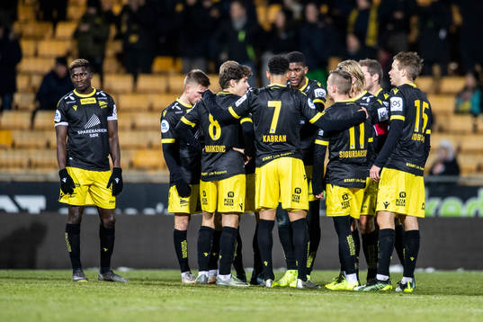 Players of Start look dejected