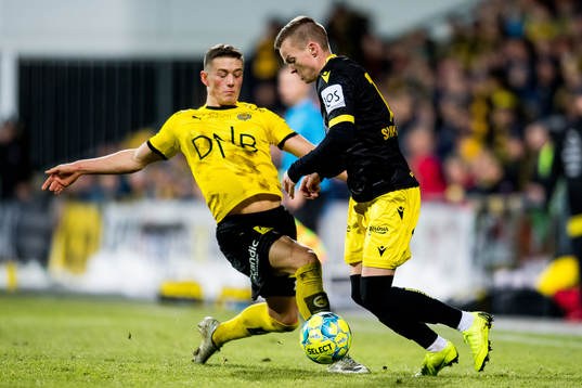 Fredrik Krogstad of Lillestrøm and Aron Sigurdarson of