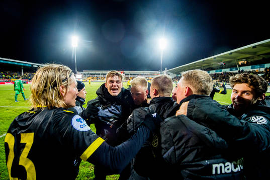 Martin Ramsland of Start celebrates with Erlend Segberg,