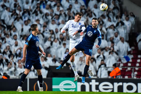 Andreas Bjelland of FC Köpenhamn and Erdal Rakip of Malmö