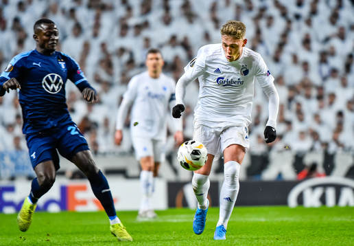 Bonke Innocent of Malmö FF and Viktor Fischer of FC