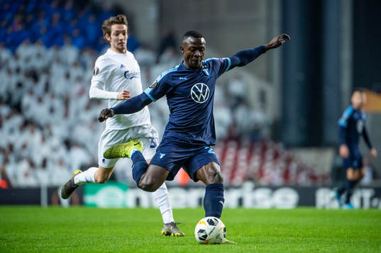 Bonke Innocent of Malmö FF and Rasmus Falk of FC Köpenhamn