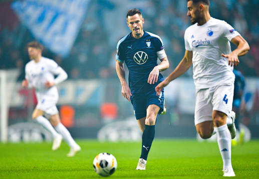 Markus Rosenberg of Malmö FF and Sotirios Papagiannopoulos