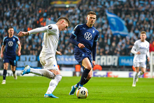 Peter Ankersen of FC Köpenhamn and Arnor Traustason of