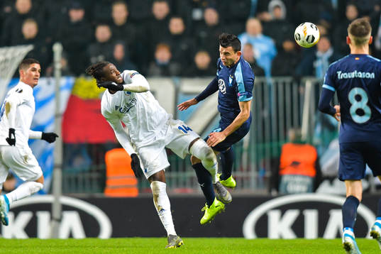 Dame N'Doye of FC Köpenhamn and Behrang Safari of Malmö FF