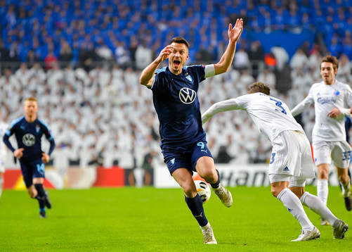 Markus Rosenberg of Malmö FF and Pierre Bengtsson of FC