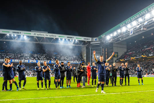 Playaers of Malmö FF celebrate with Markus Rosenberg