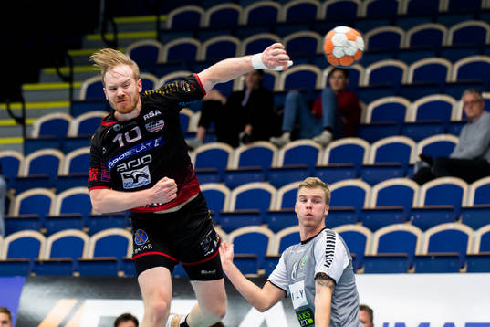 HK Malmös Magnus Persson skjuter