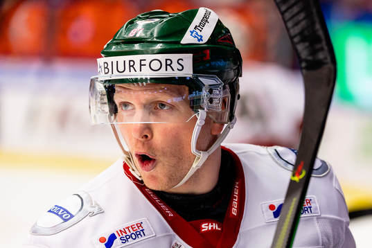 Frölundas Ryan Lasch reagerar på domaren