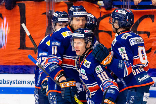 Växjös Richard Gynge jublar