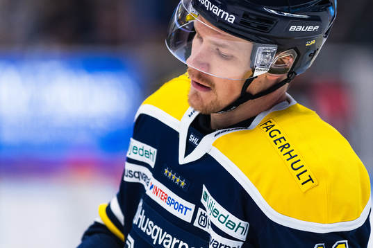 s Simon Önerud deppar