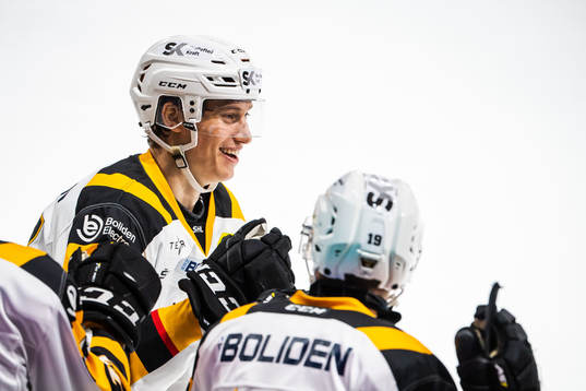 Skellefteås Robin Alvarez jublar