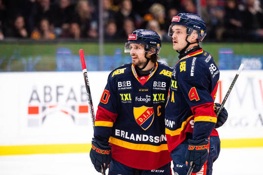 Djurgårdens Jacob Josefson och Marcus Högström reagerar